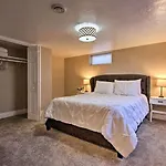 Spacious Home With Hot Tub