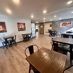 Super 8 By Wyndham Great Falls City Center