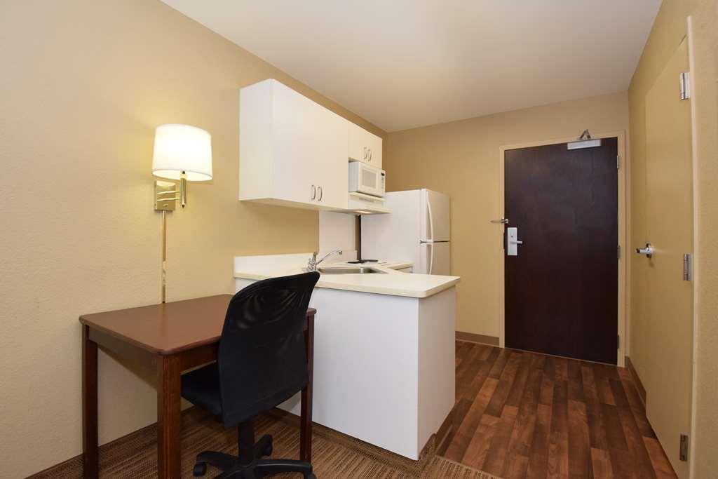 Extended America - - Missouri River 2*