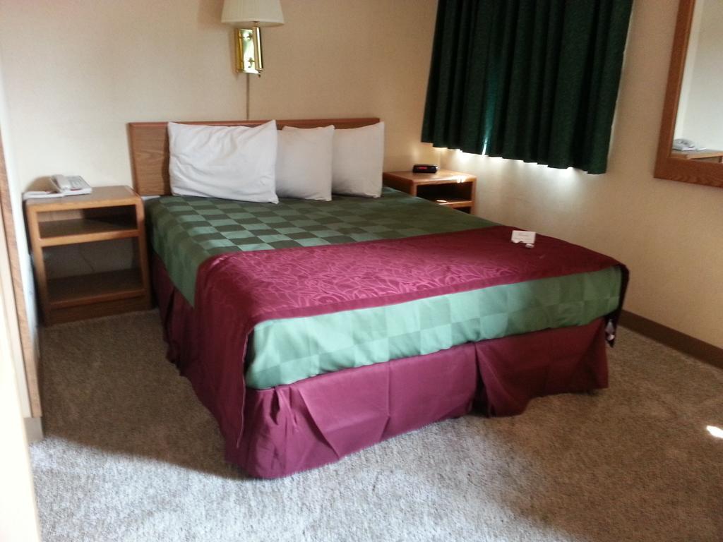 Motel Mid Town