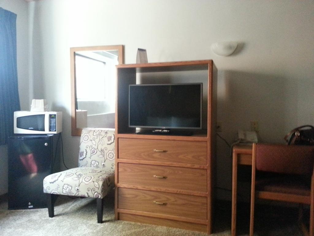 Motel Mid Town 3*