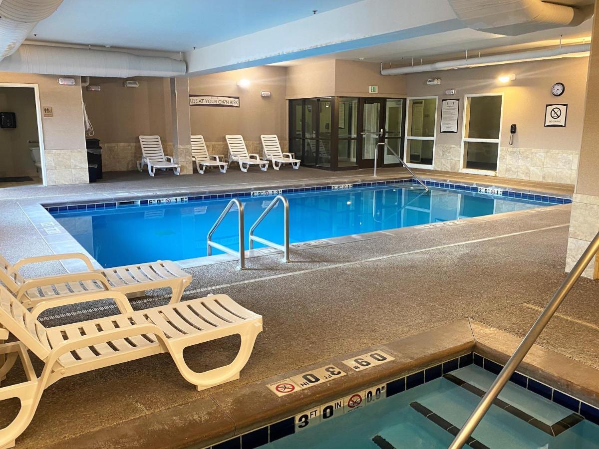 Staybridge By Ihg Hotel