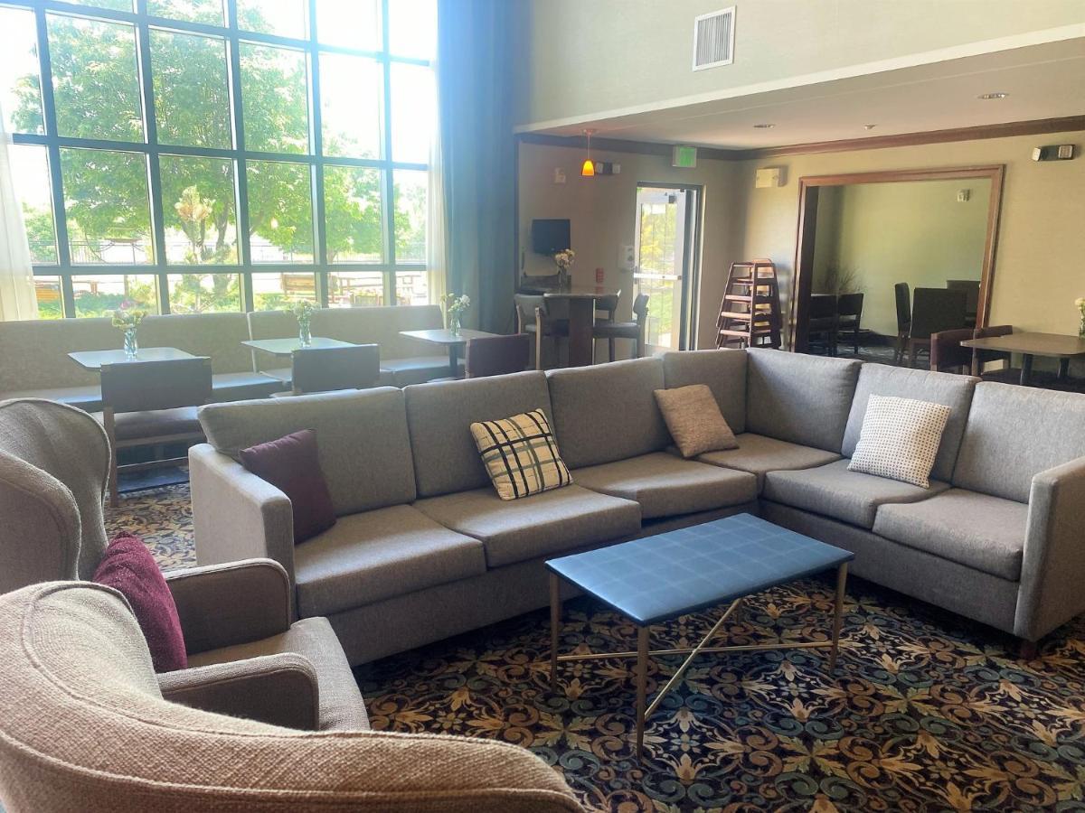 Staybridge By Ihg Hotel Great Falls