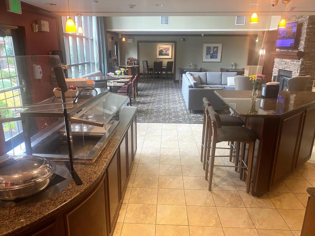 Staybridge By Ihg Hotel Great Falls