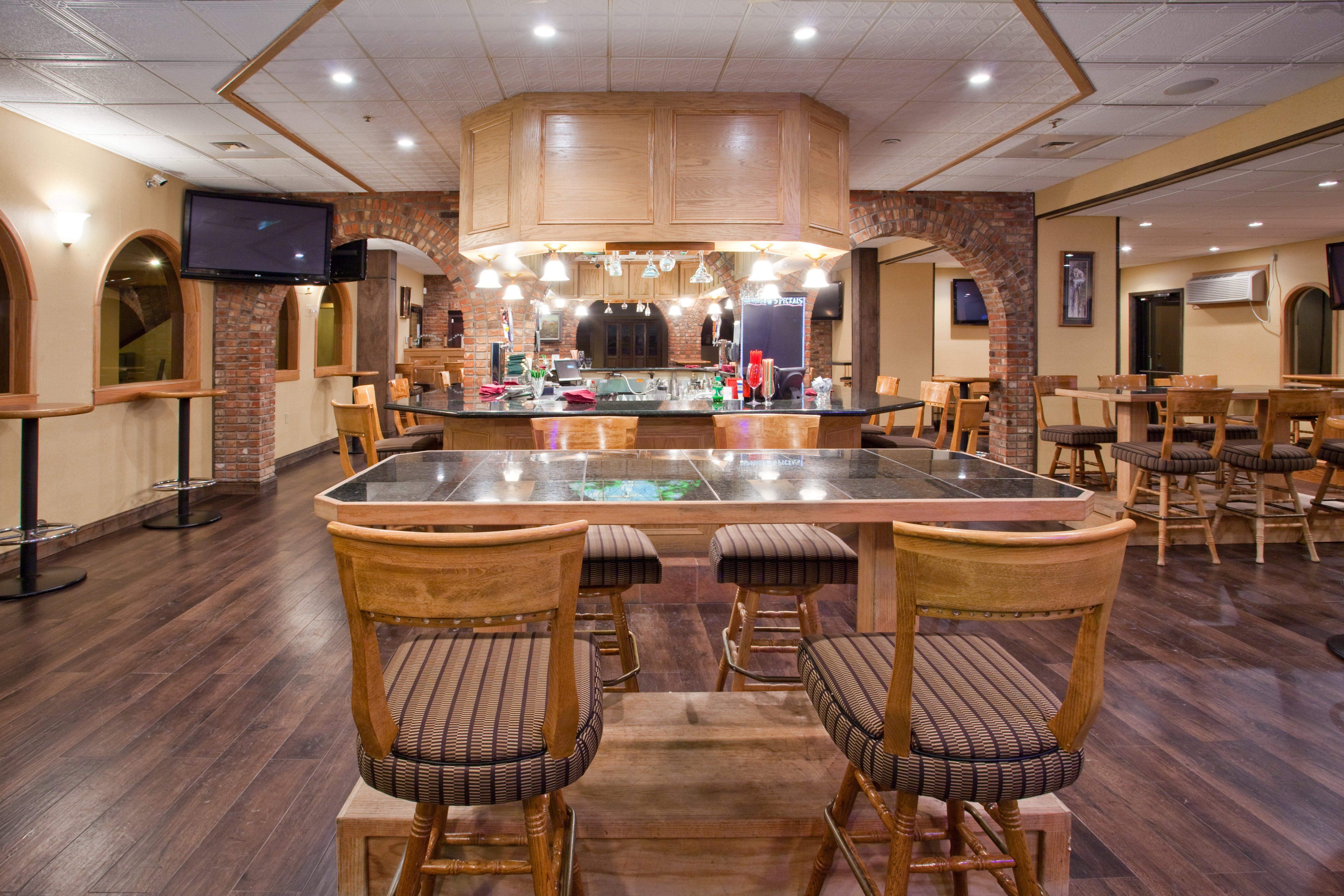 Hotel Great Falls-convention Center By Ihg