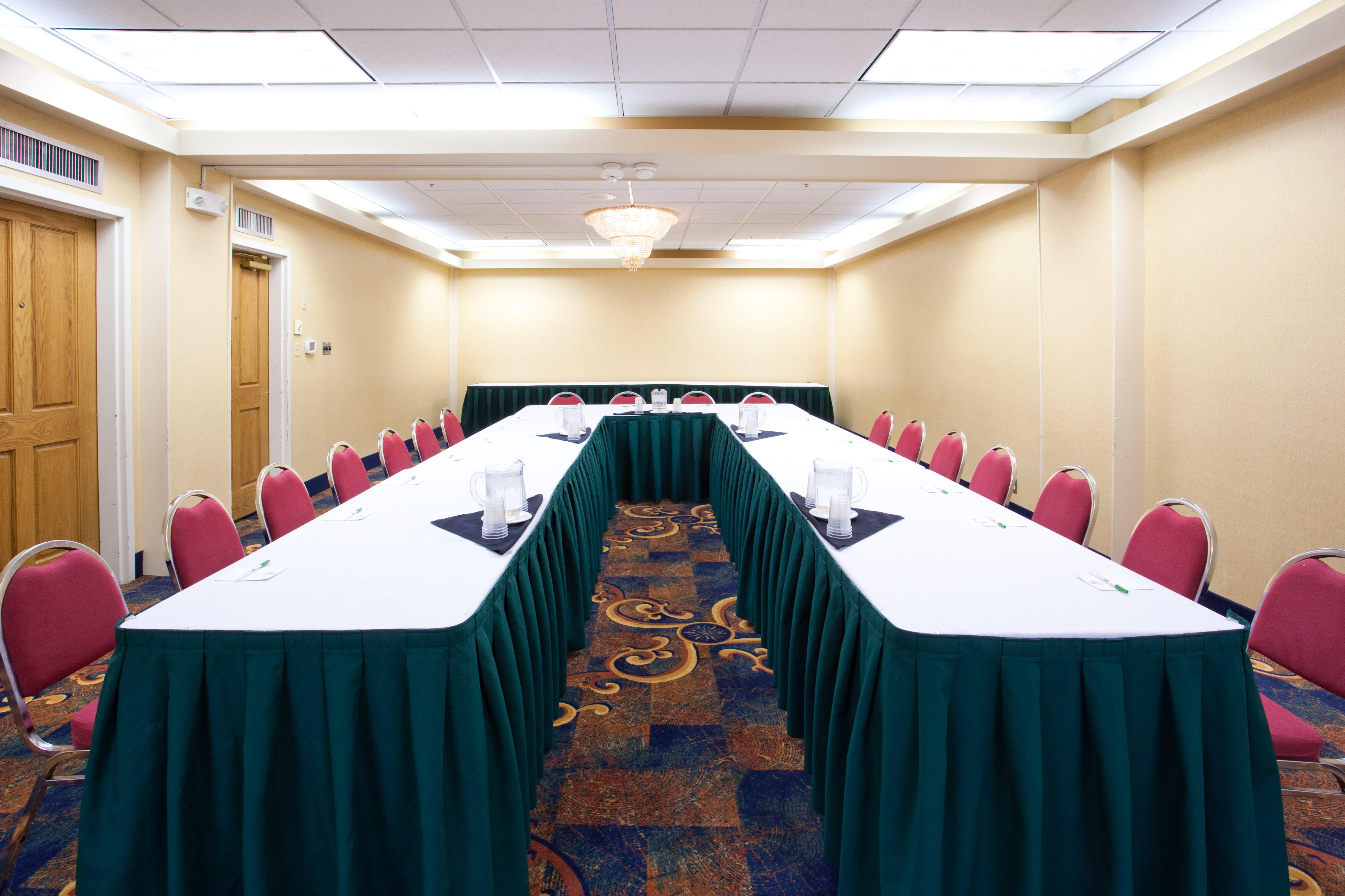 Hotel Great Falls-convention Center By Ihg 3*