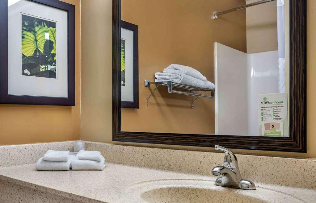 Extended America - - Missouri River Hotel 2*