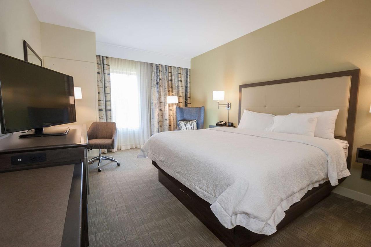 Hampton - Hotel 3*