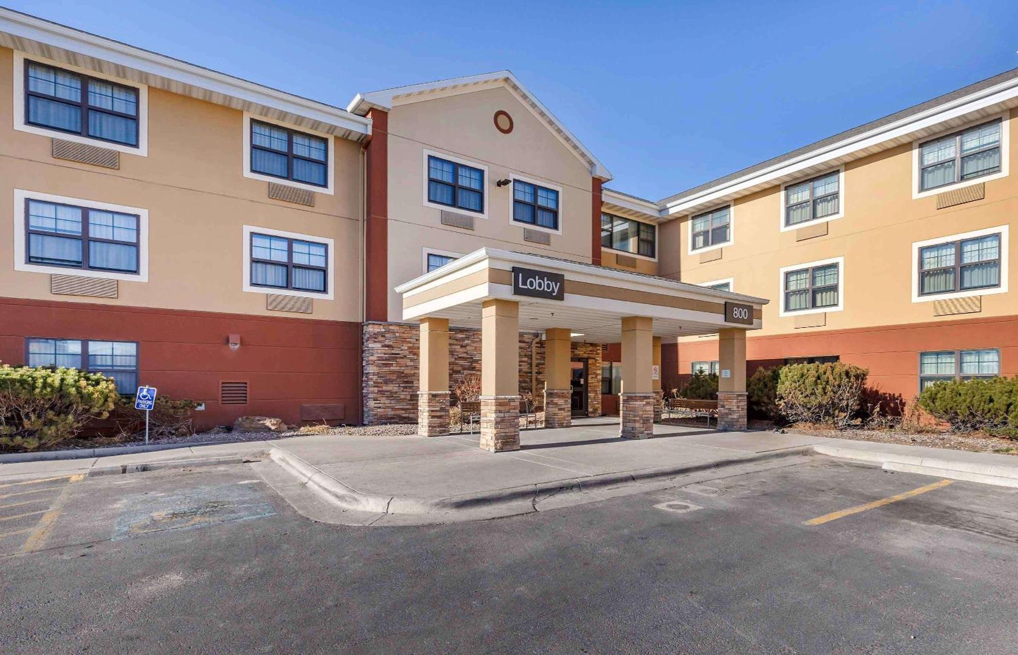 Extended America - - Missouri River Hotel