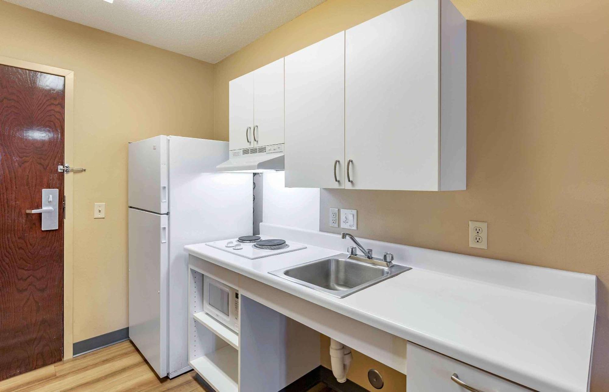 Extended America - - Missouri River Hotel 2*