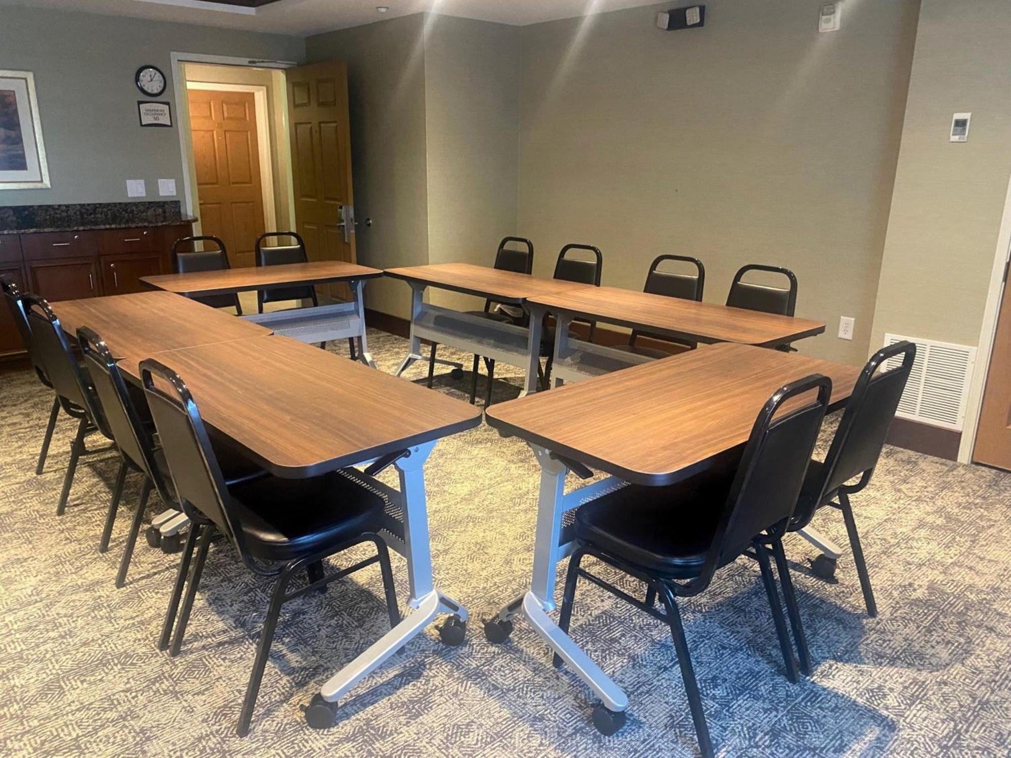 Staybridge By Ihg Hotel Great Falls