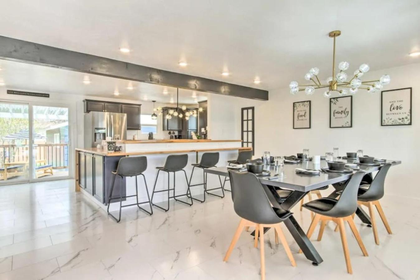 Holiday home Sleek Retreat Great Falls