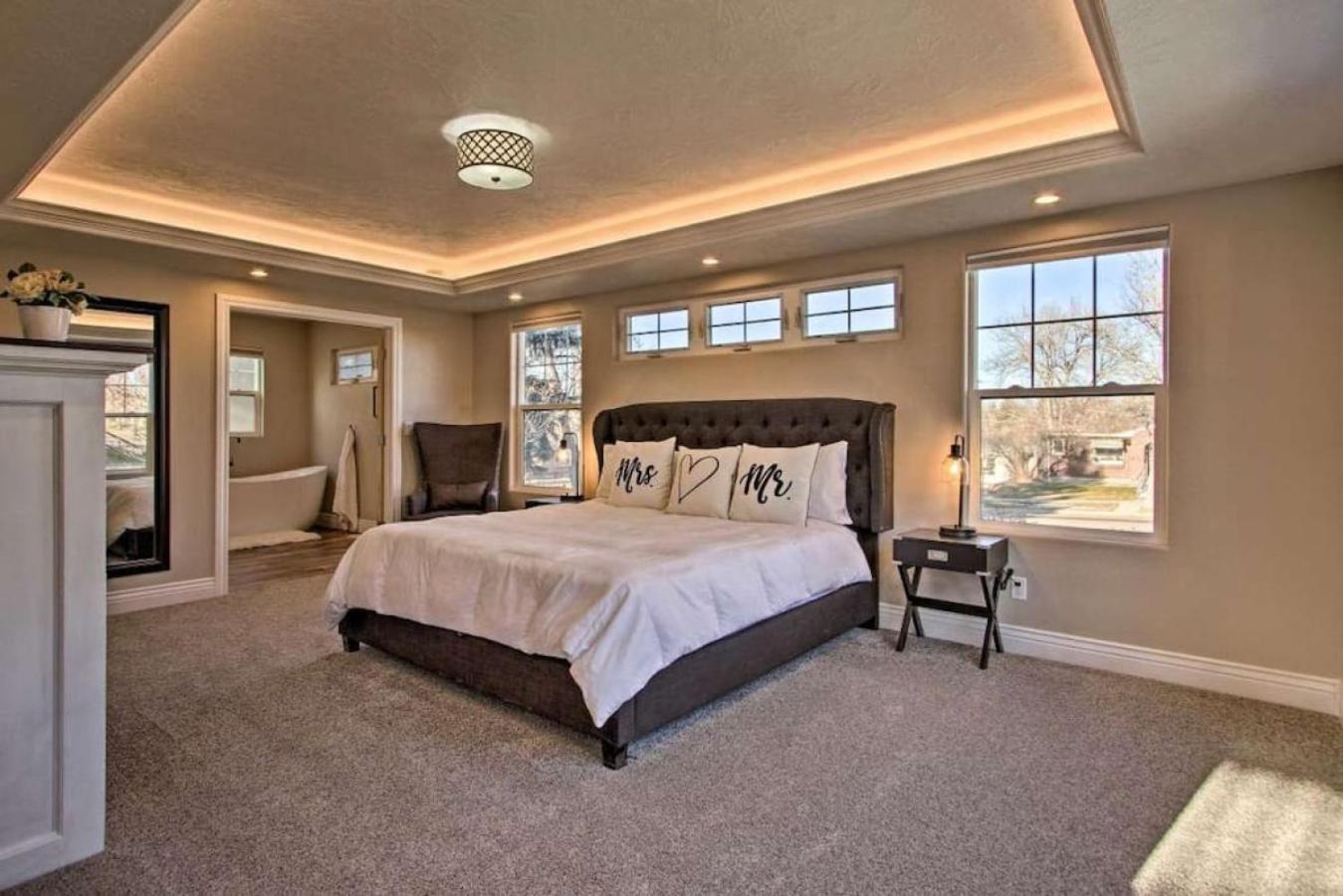 Spacious With Hot Tub Holiday home Great Falls