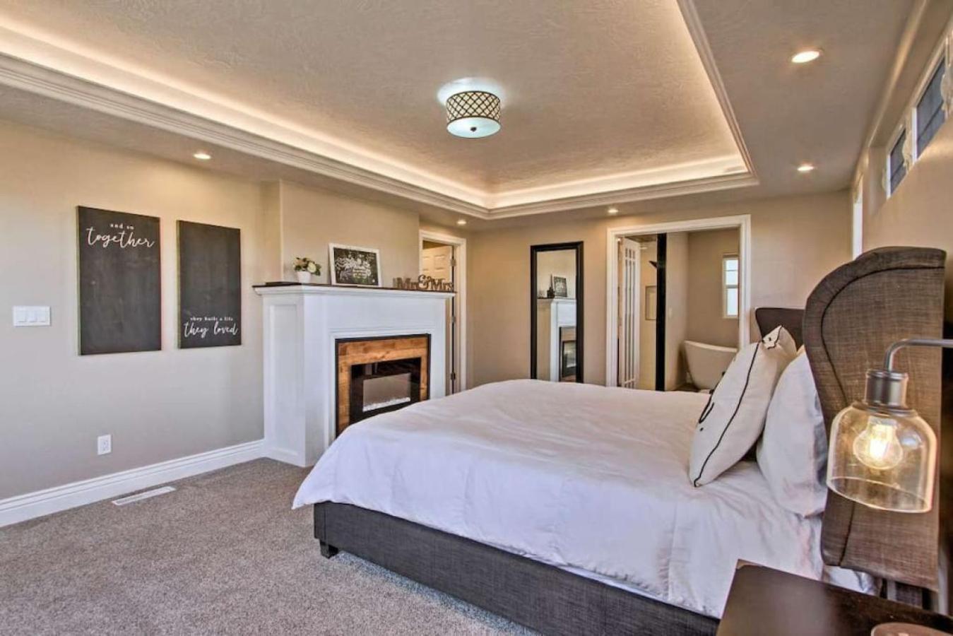 Holiday home Spacious With Hot Tub Great Falls