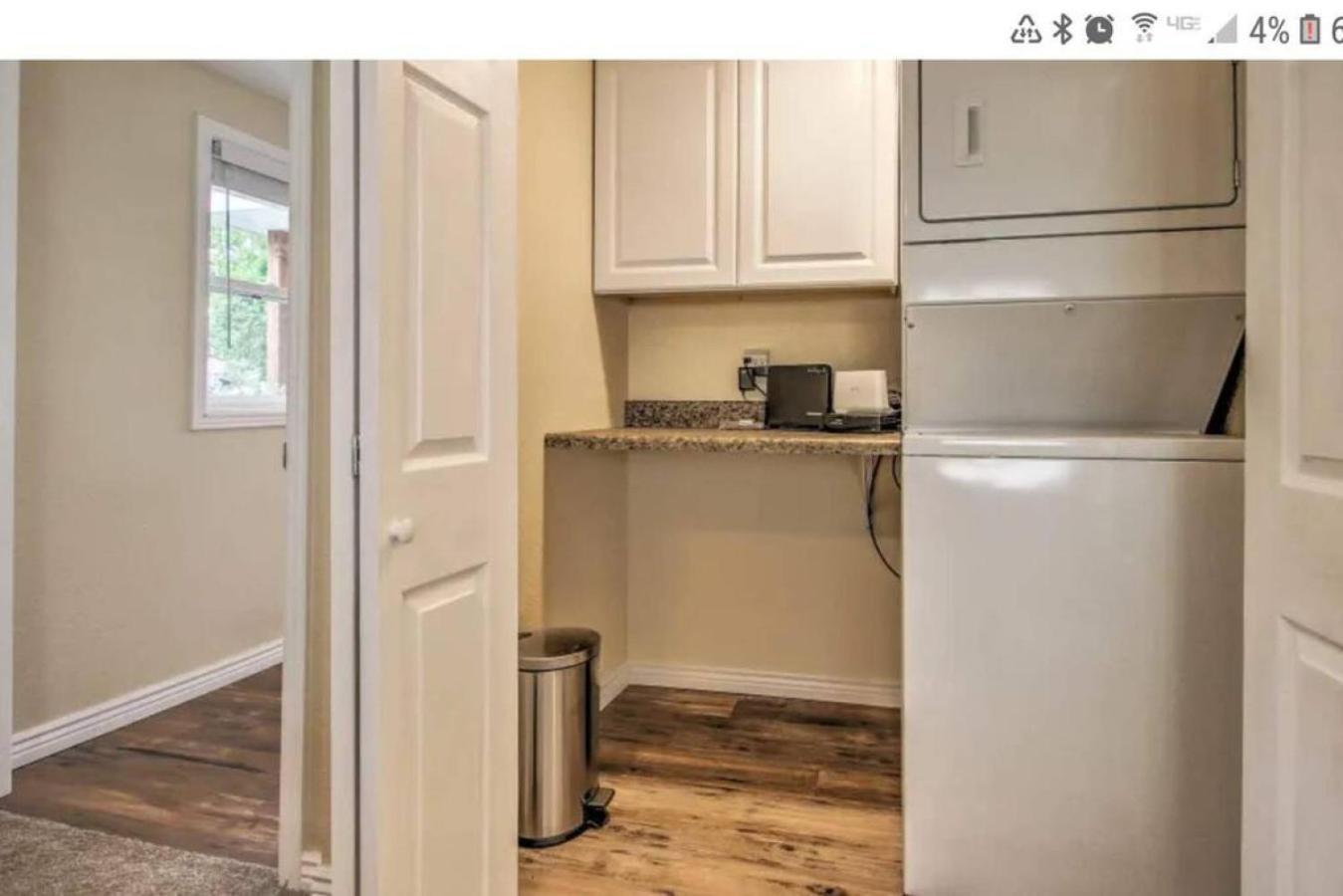 Tranquil Walk Downtown Holiday home *