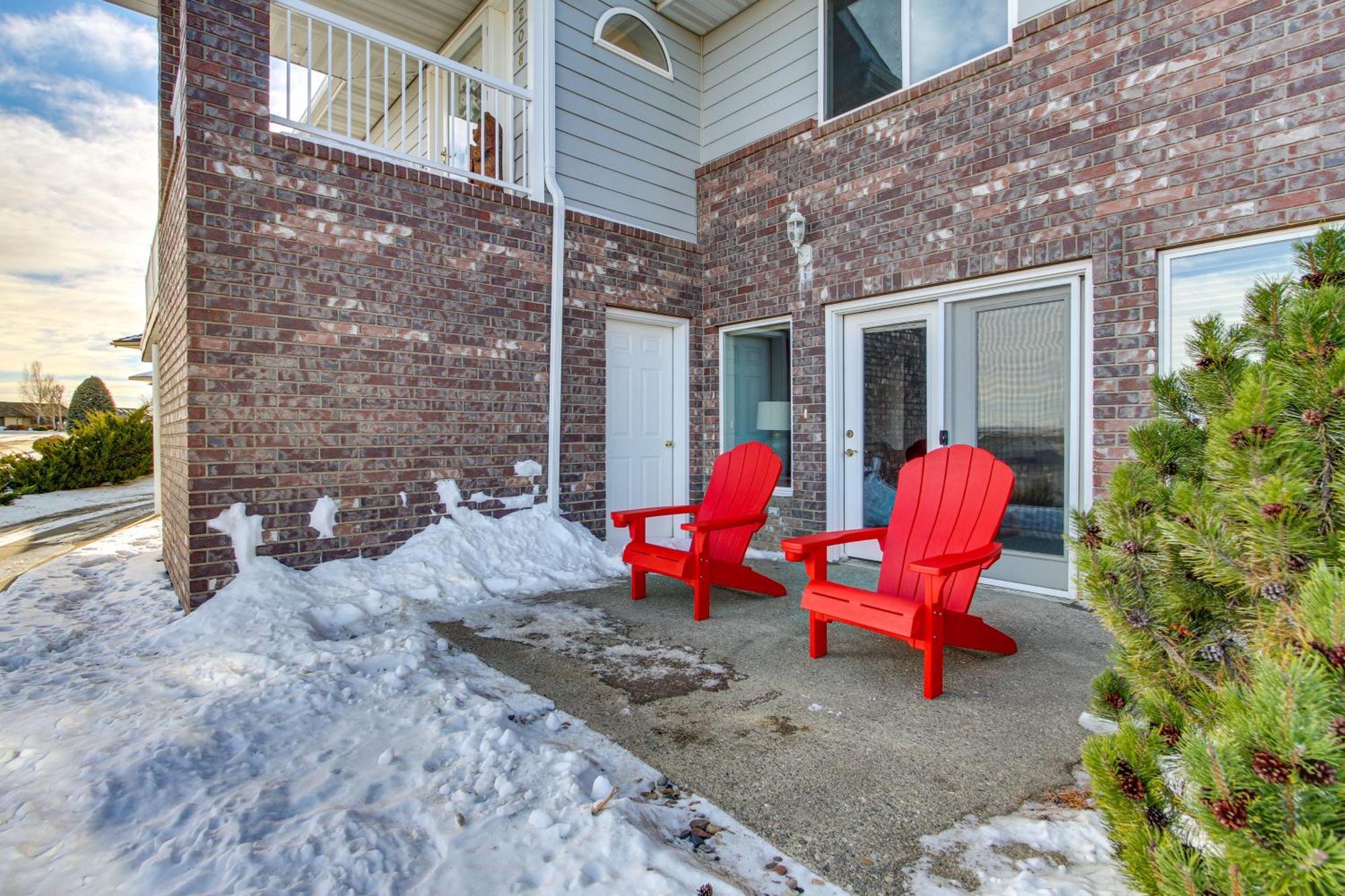 Inviting With Wraparound Deck! Holiday home