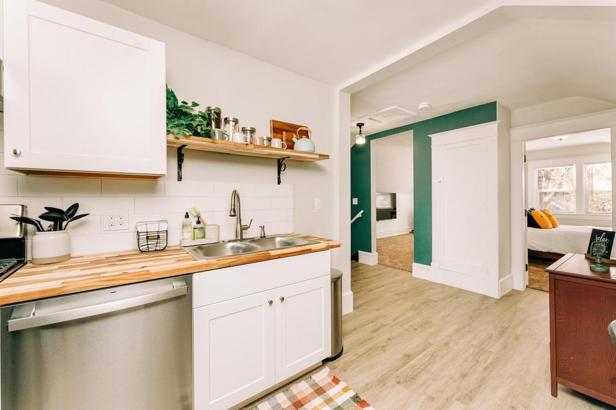 The Larks Nest - A Gem In A Tranquil Neighborhood Holiday home Great Falls