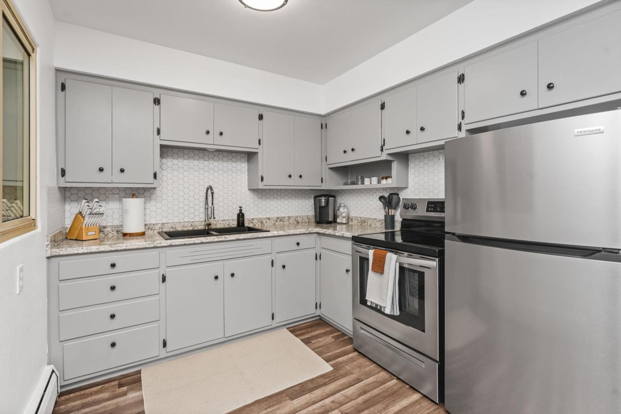 Apartment Modern Comfort In Great Falls