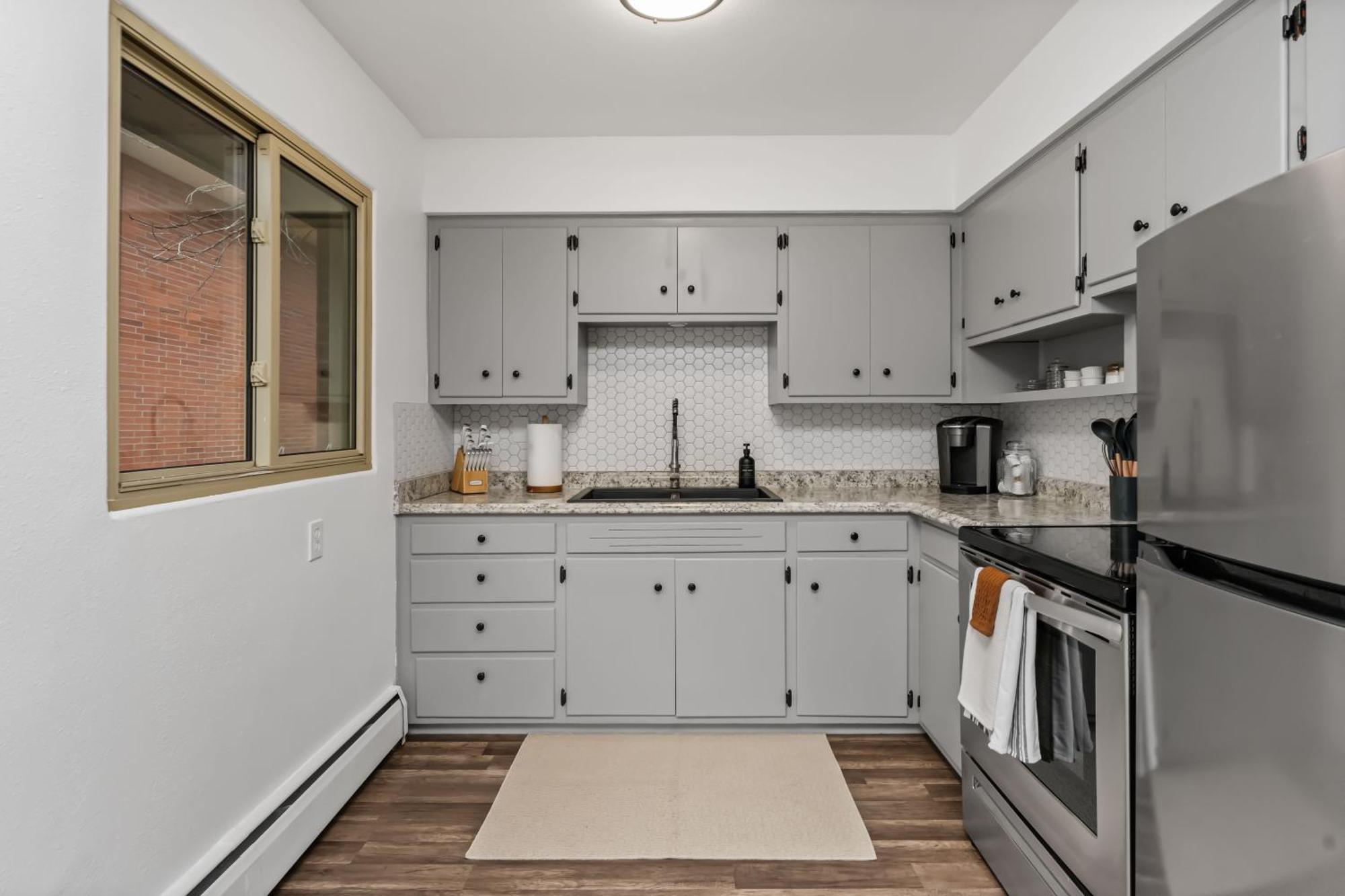 Apartment Modern Comfort In Great Falls