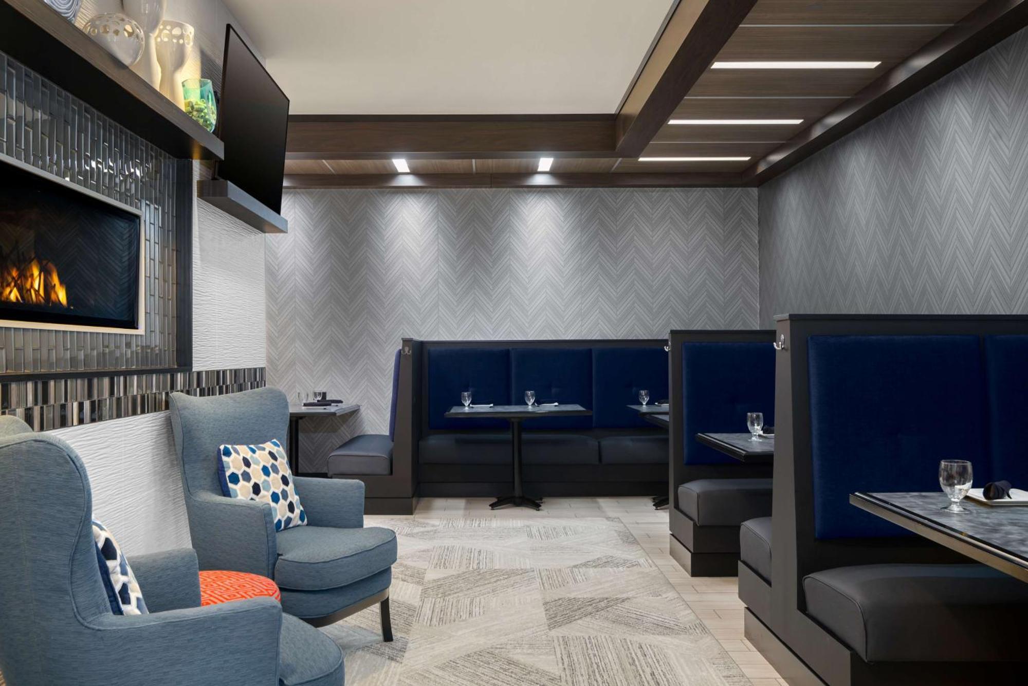 Hilton Garden Hotel 3*