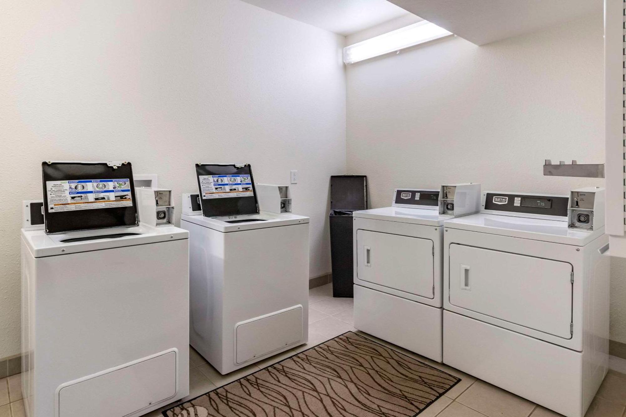 Comfort Inn 3*
