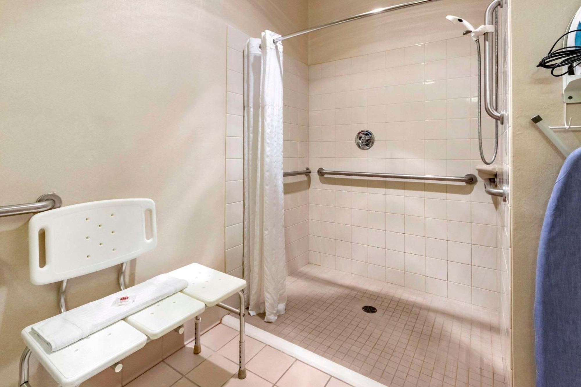 Comfort 3*
