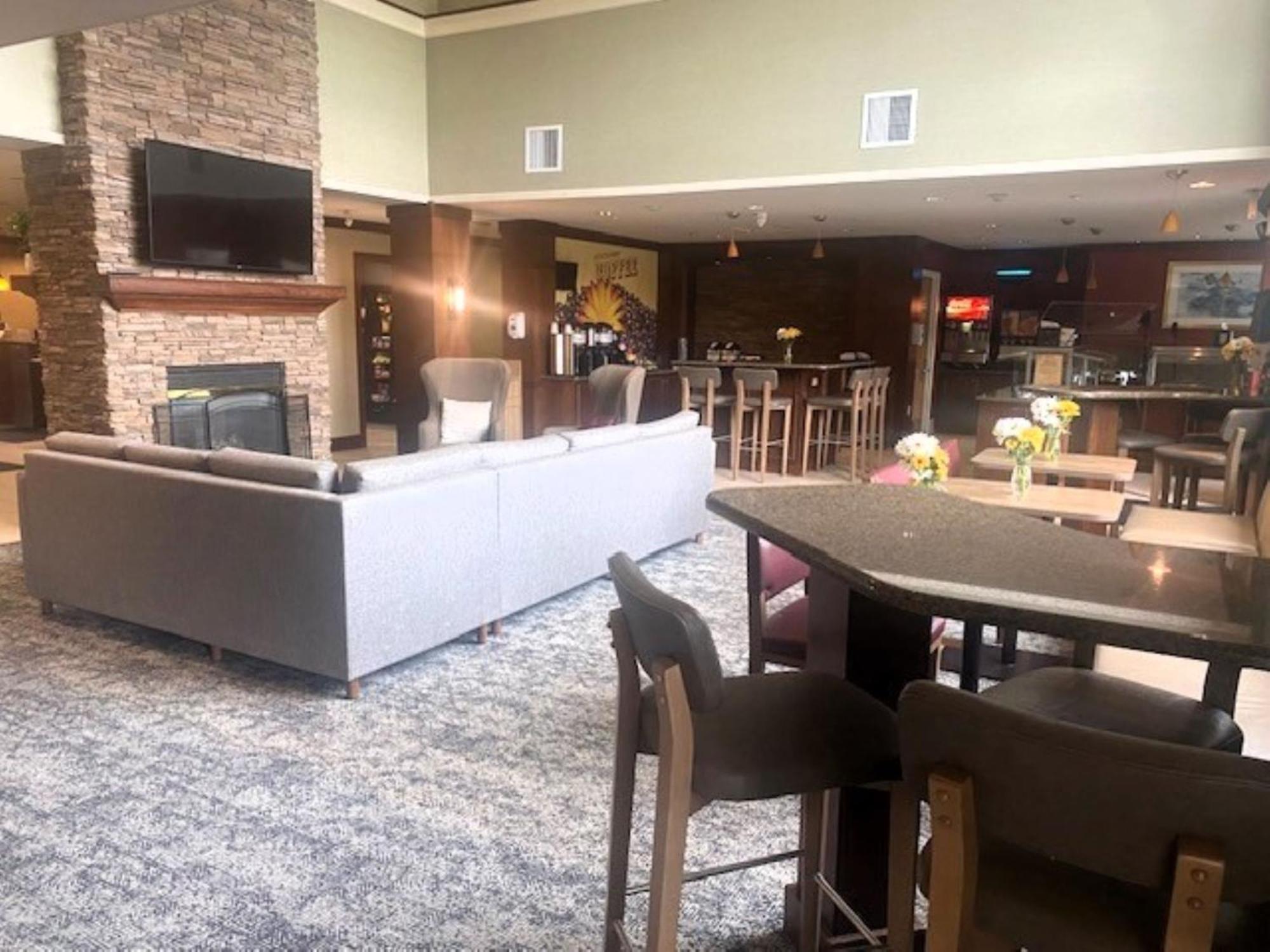 Staybridge By Ihg Hotel 3*