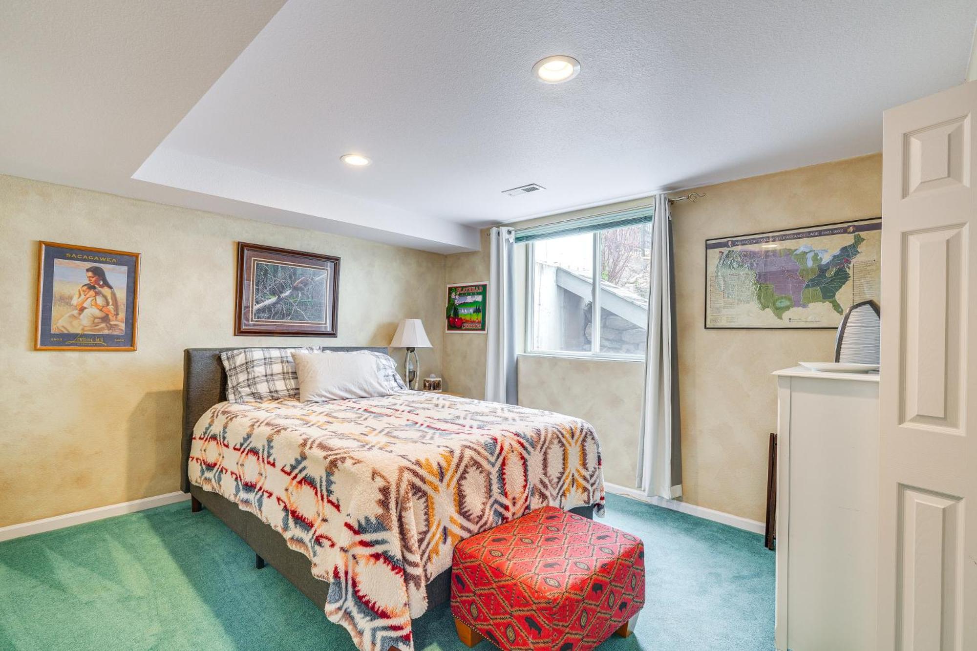 Inviting With Wraparound Deck! Great Falls