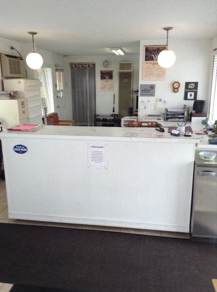 Ski's Western Motel 2*