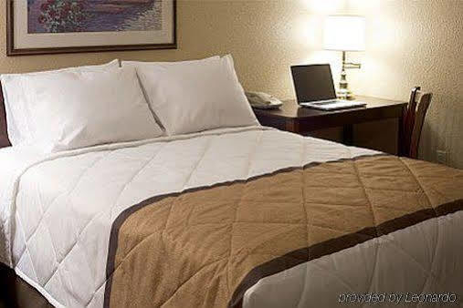 Extended America - - Missouri River 2*