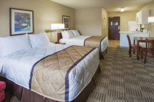 Extended America - - Missouri River Hotel 2*