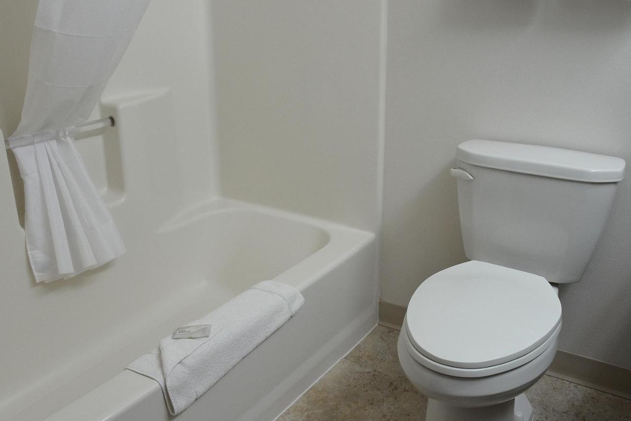 The By Riversage 3*