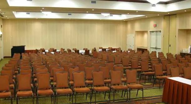 Hilton Garden 3*