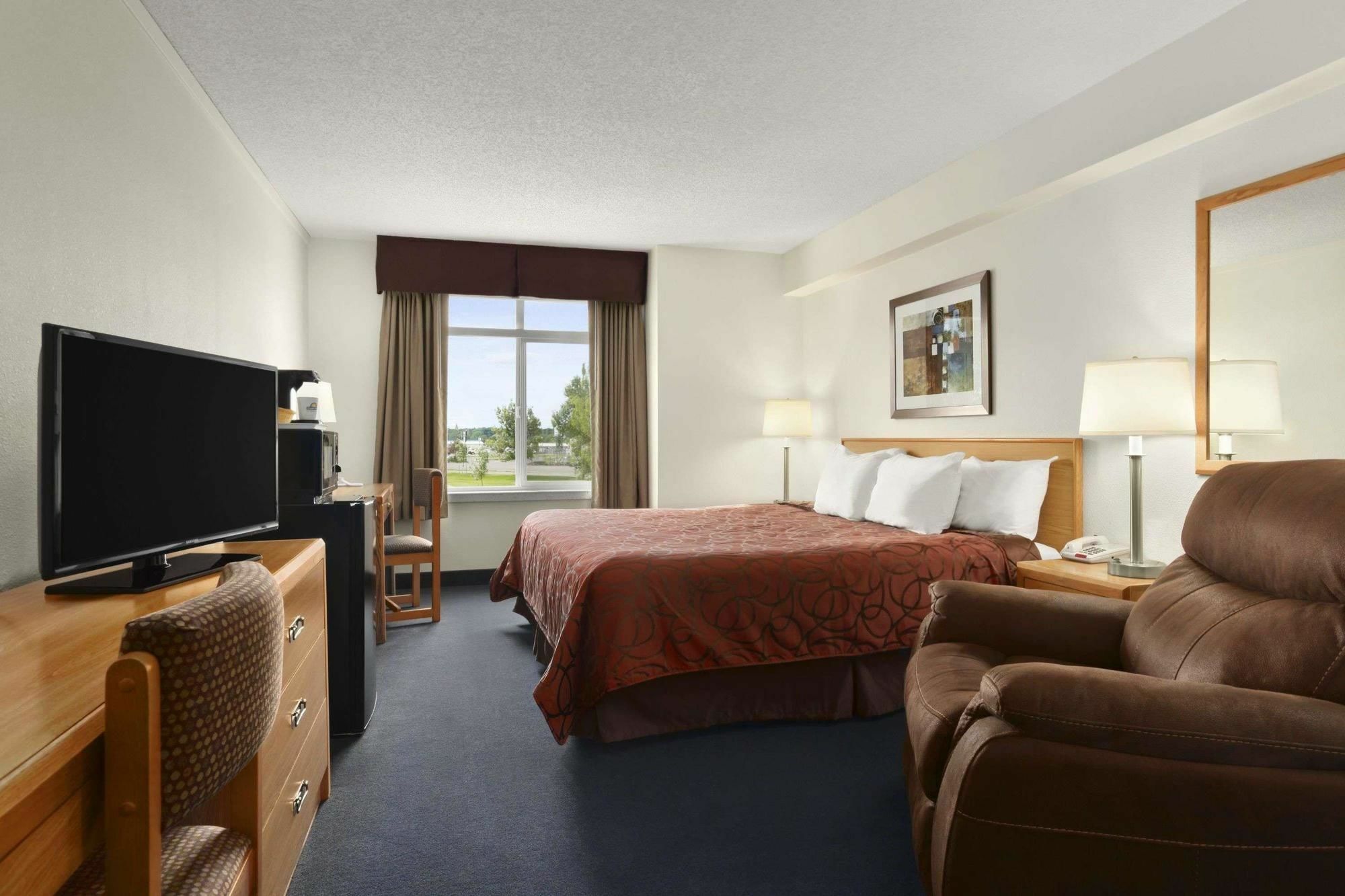 Days By Wyndham Hotel Great Falls