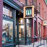 Historic Hotel Arvon