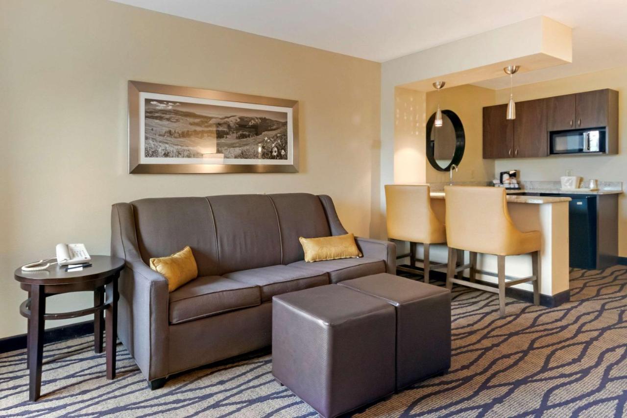 Comfort & Market - Airport Great Falls