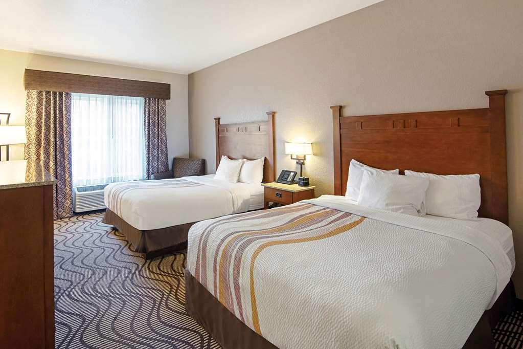 Western Riverfront And Hotel 3*