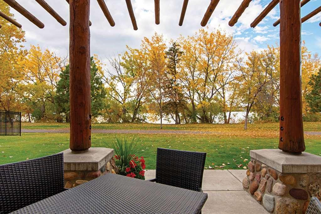 Western Riverfront And