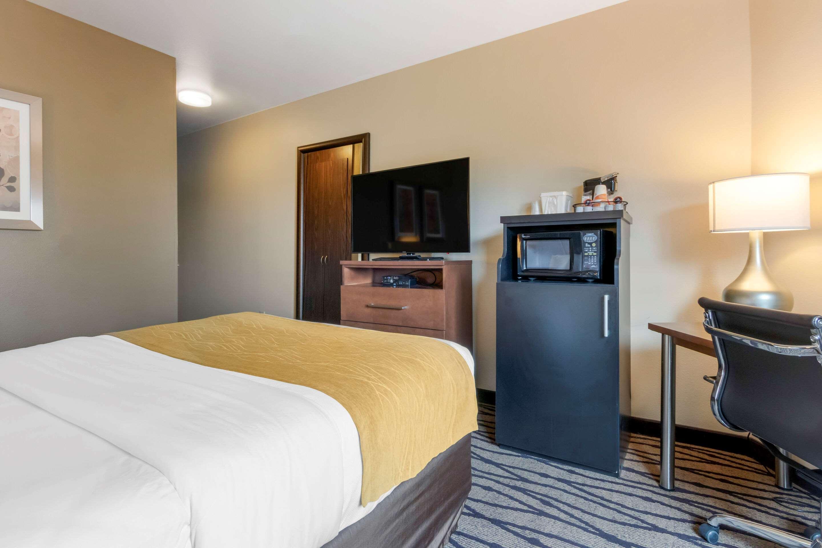 Comfort & Market - Airport 3* Great Falls