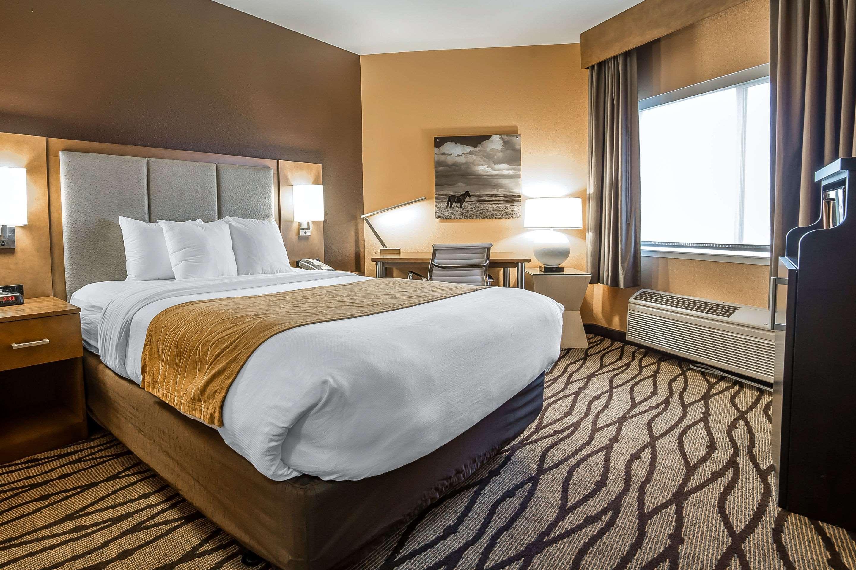 Comfort & Market - Airport 3* Great Falls