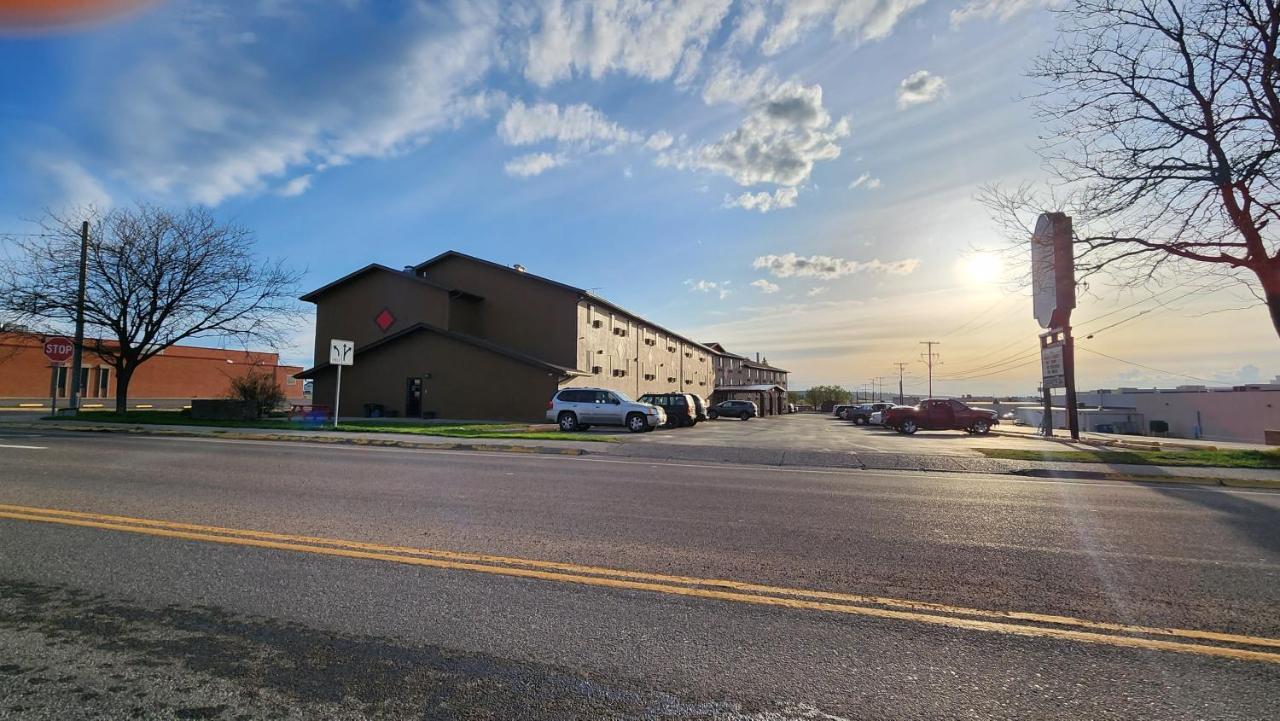 Grizzly Hotel Great Falls