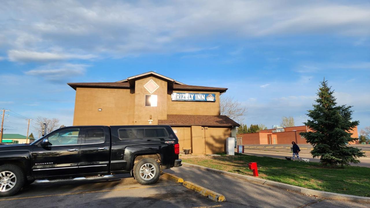 Grizzly Hotel 2*