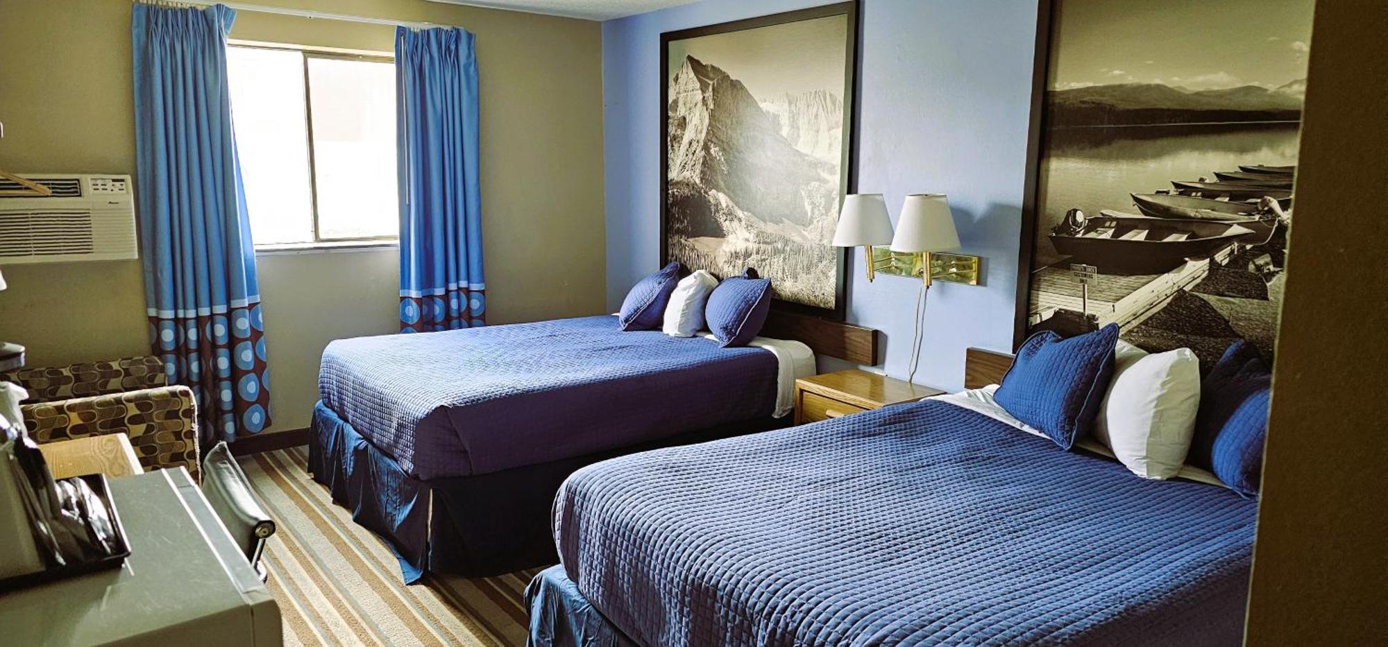 Grizzly Hotel