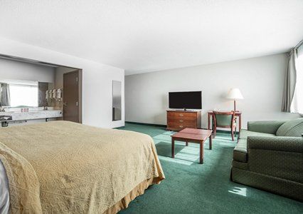 Hotel Baymont By Wyndham Center