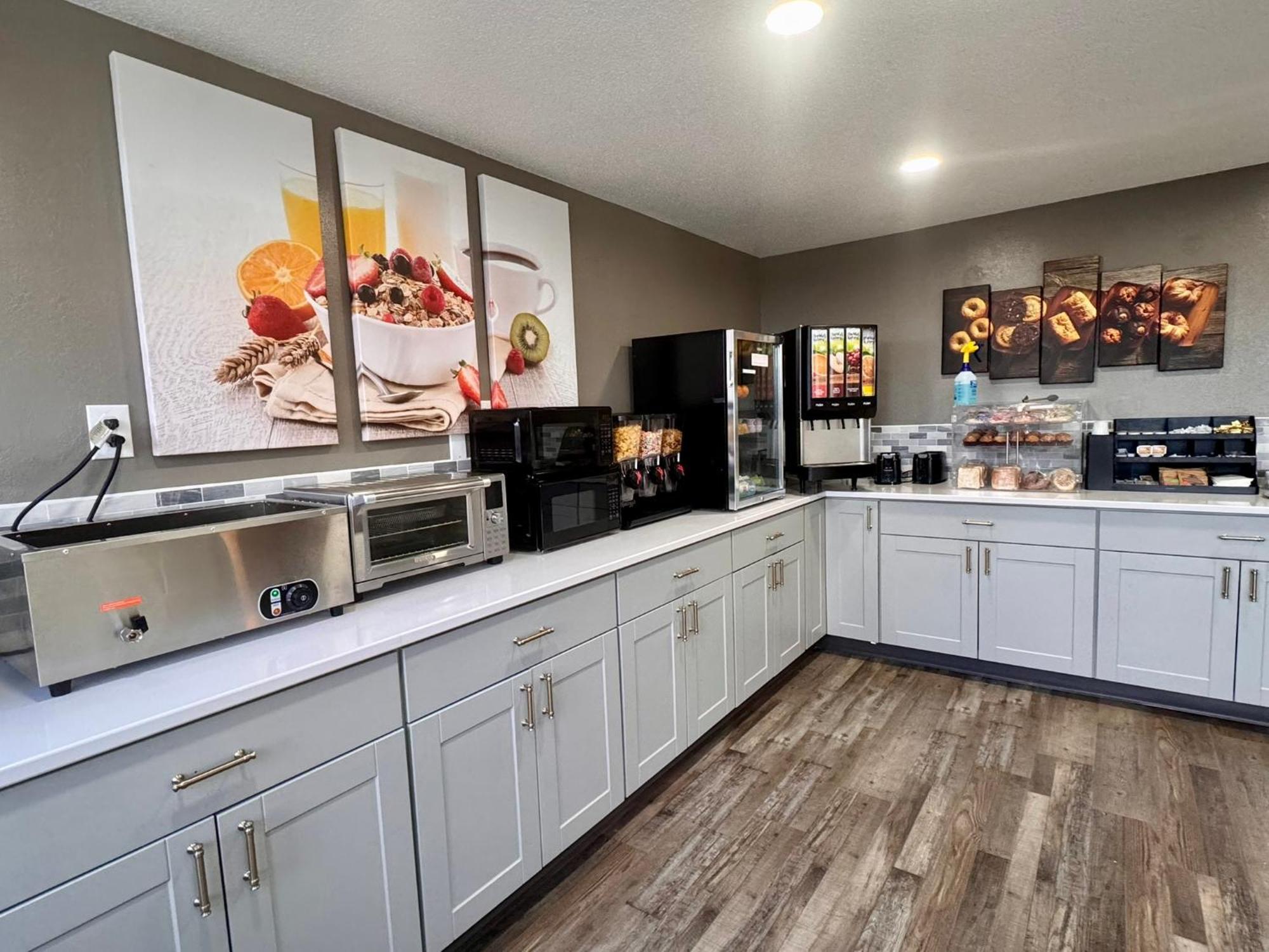 Baymont By Wyndham Center Hotel Great Falls