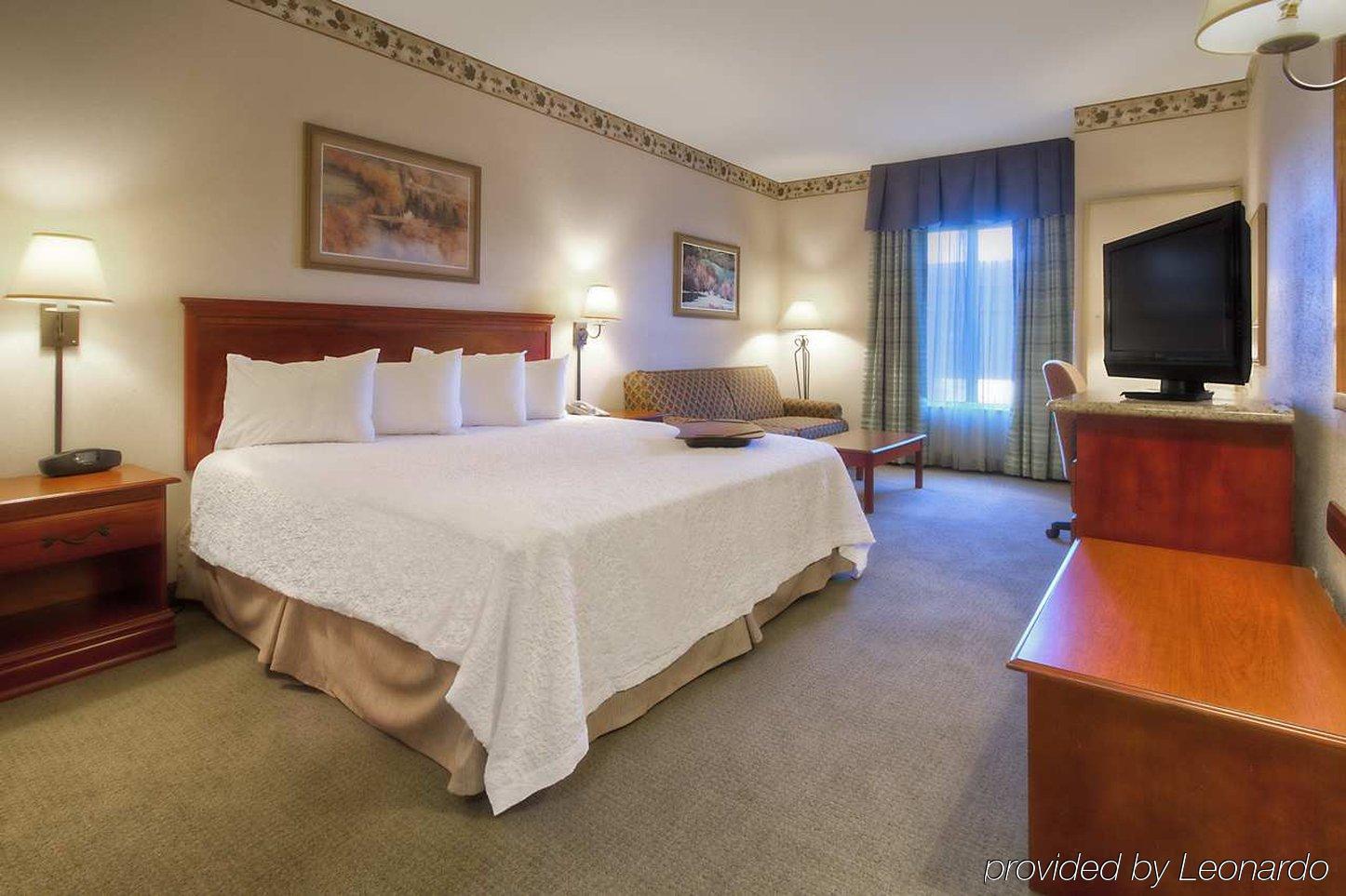Hampton - Hotel 3*