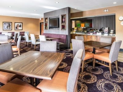 Comfort & Market - Airport Great Falls