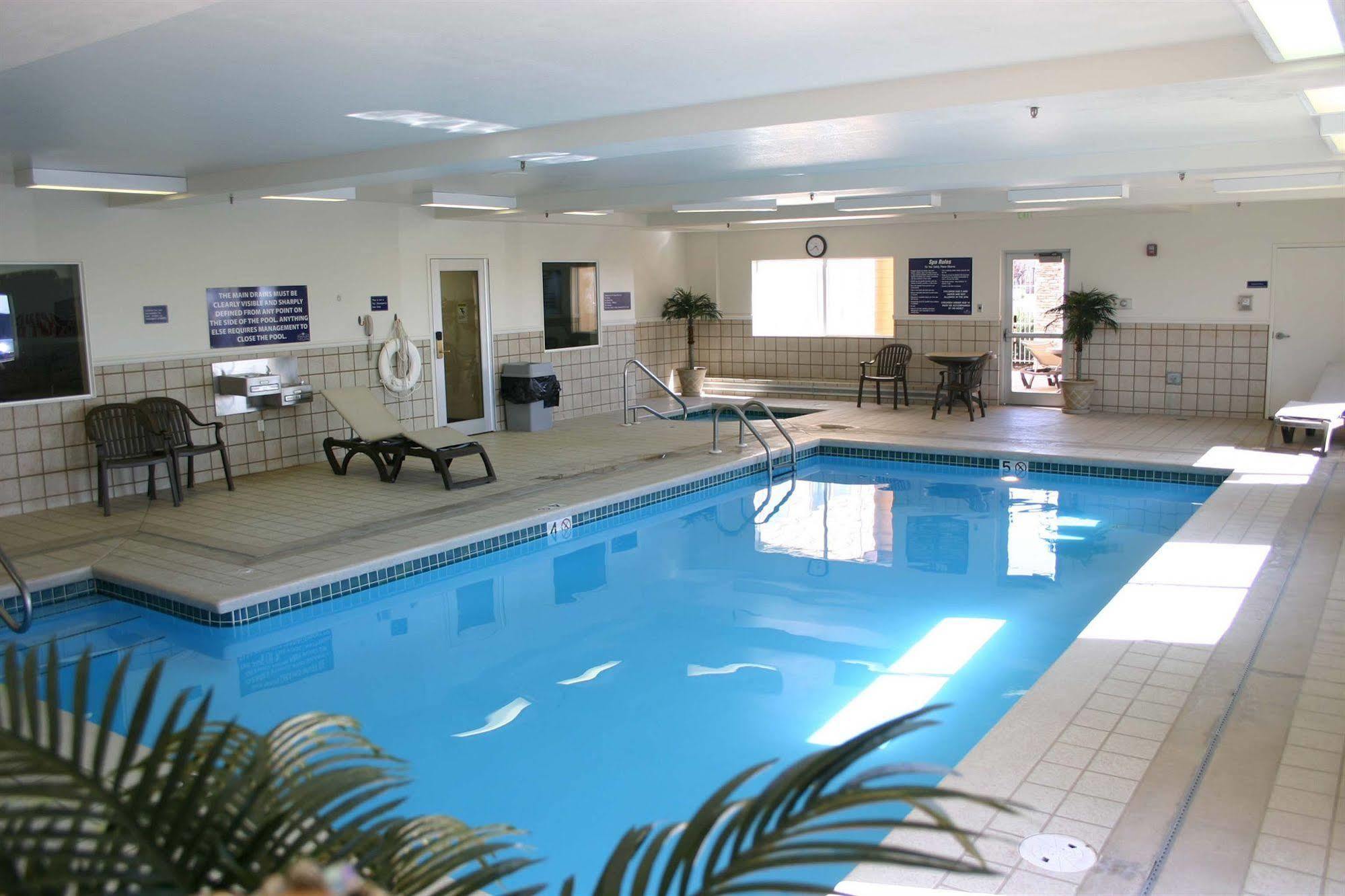 Crystal & - Hotel Great Falls