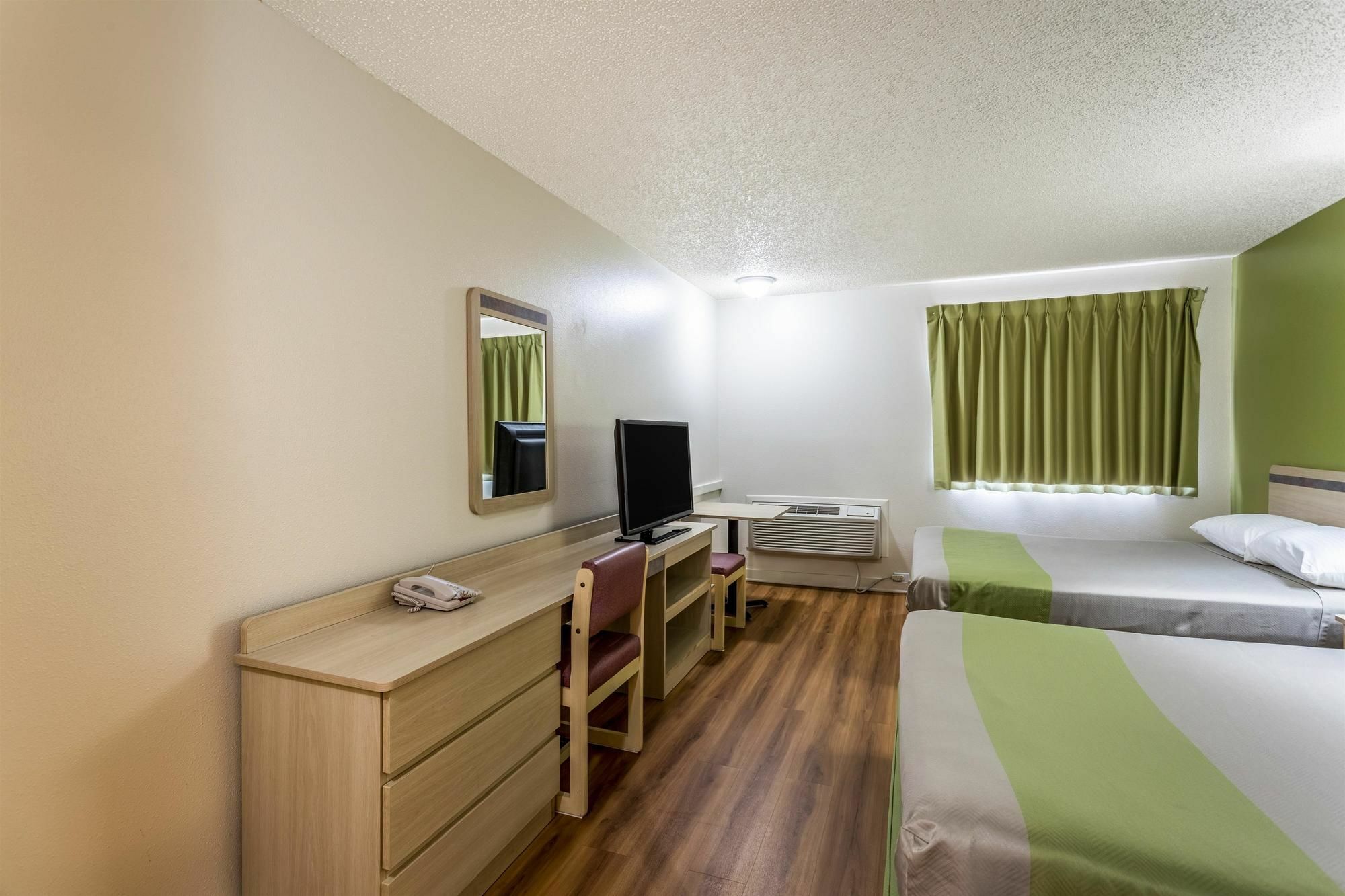 Hotel 6-great Falls, Mt