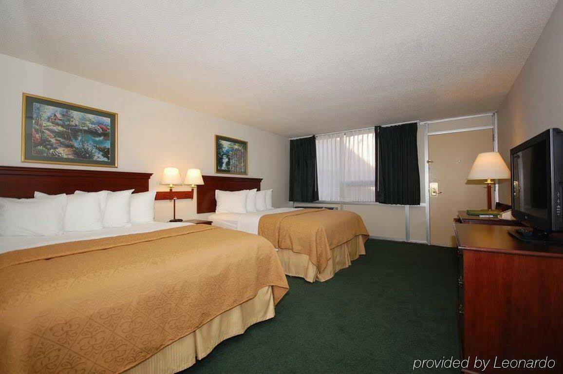 Hotel Baymont By Wyndham Center